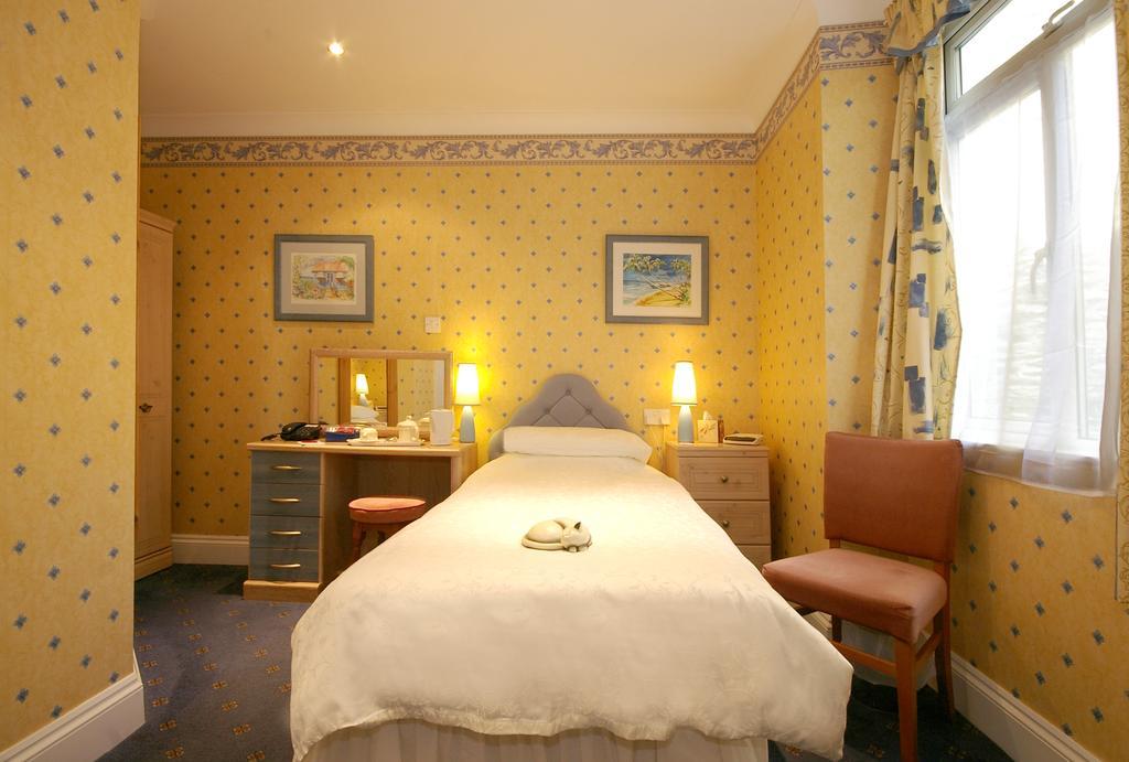 Fieldhead Hotel & Horizons Restaurant Saltash Chambre photo