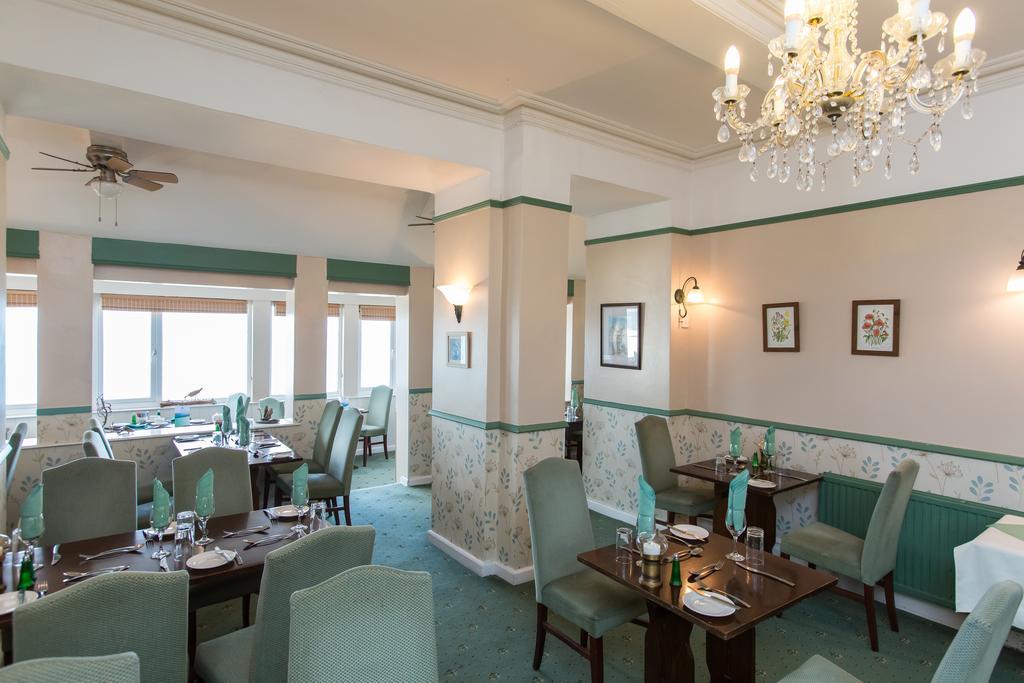 Fieldhead Hotel & Horizons Restaurant Saltash Extérieur photo